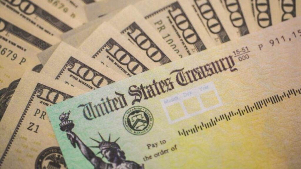 What are the possible payment dates and methods?